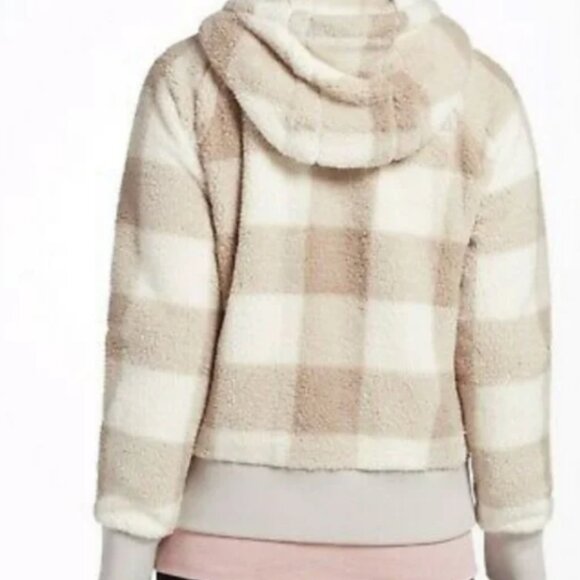 The North Face Sherpa Plaid Zip-Up Hoodie XS – Cozy, Athleisure, Fall-Ready - Picture 2 of 6